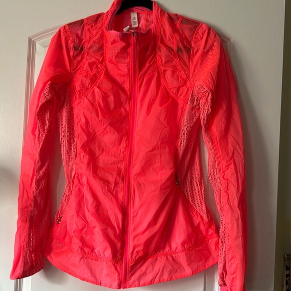 Lululemon Run Jacket size 6 - Picture 1 of 9